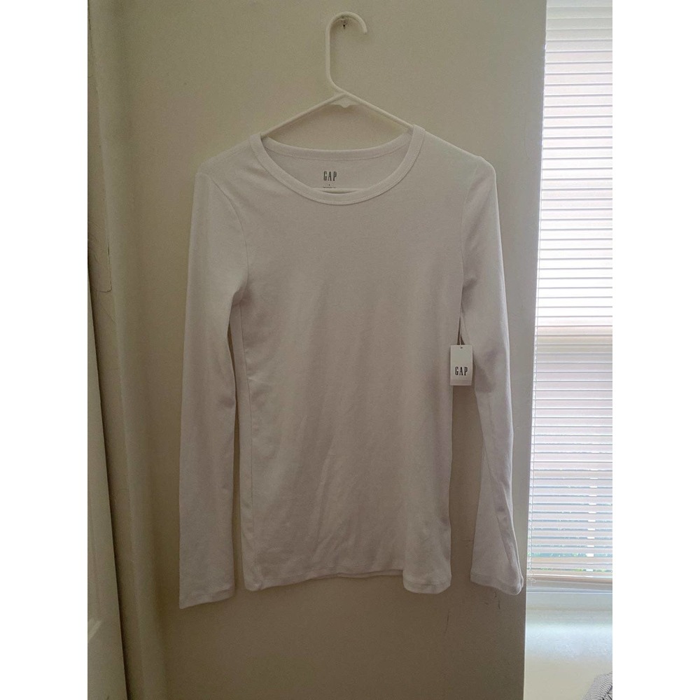 Gap White Long Sleeve NWT